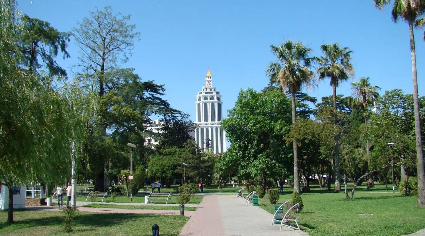 ბათუმის ცენტრალური პარკი (6 მაისის პარკი)